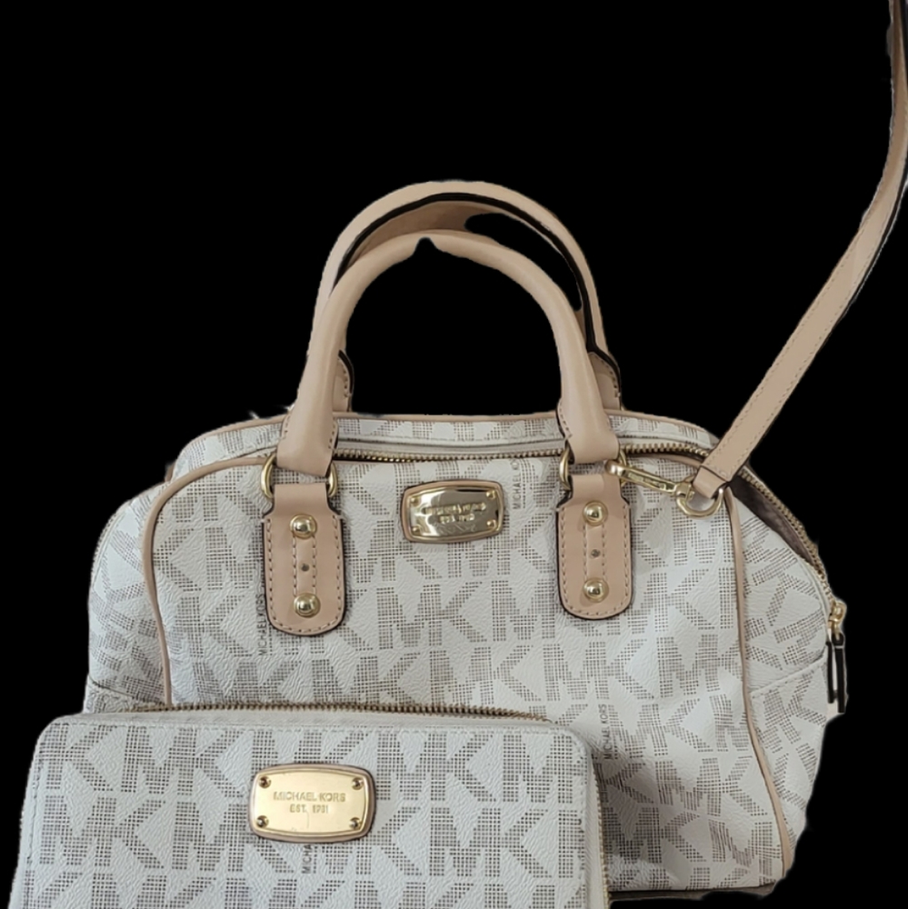 Michael Kors crossbody with matching wallet